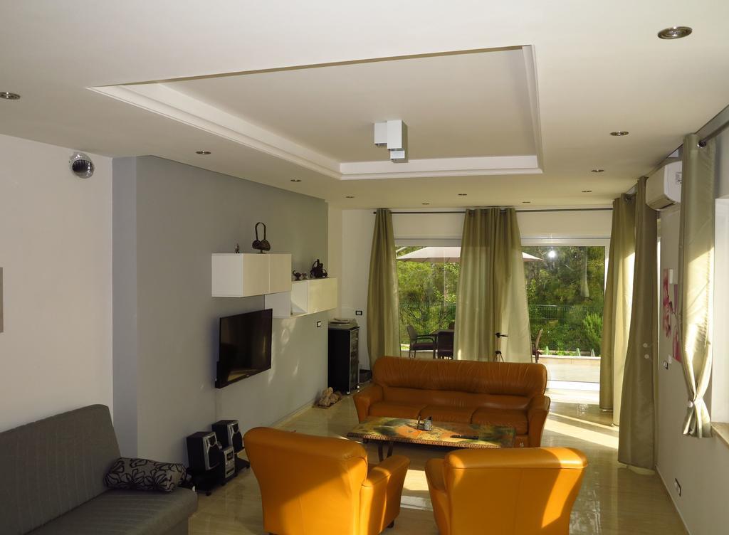 Apartments Rotiroti Zadar Phòng bức ảnh