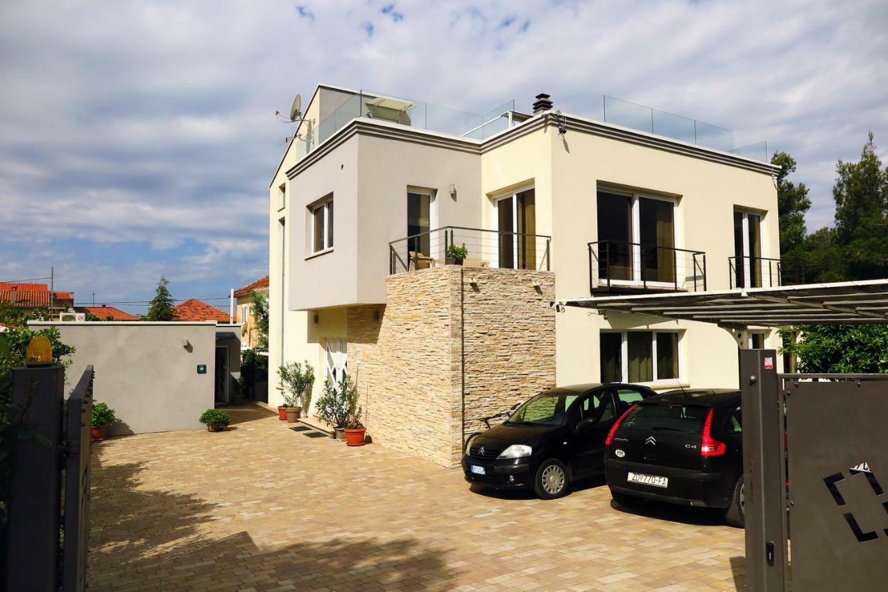 Apartments Rotiroti Zadar Ngoại thất bức ảnh