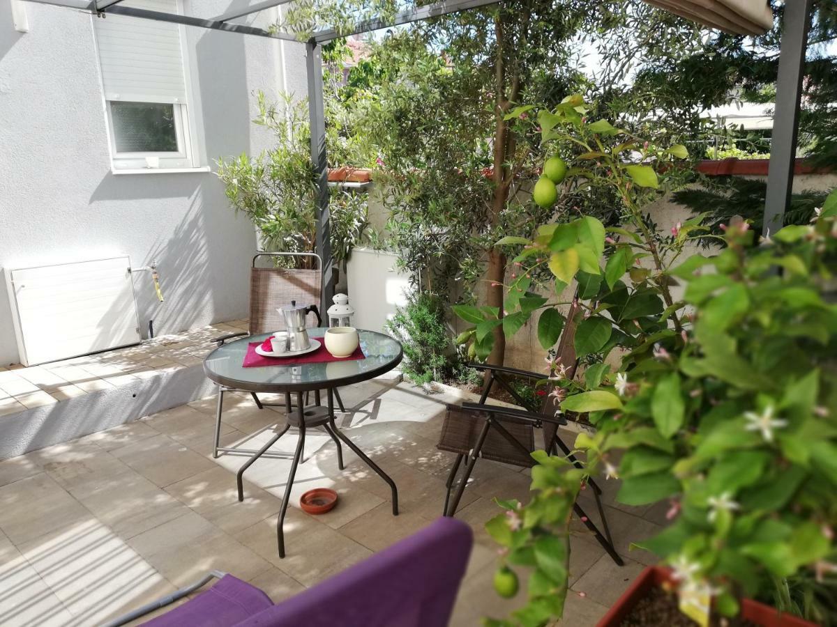 Apartments Rotiroti Zadar Ngoại thất bức ảnh